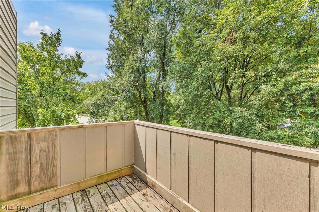 1633 Cedarwood Drive Westlake OH 44145