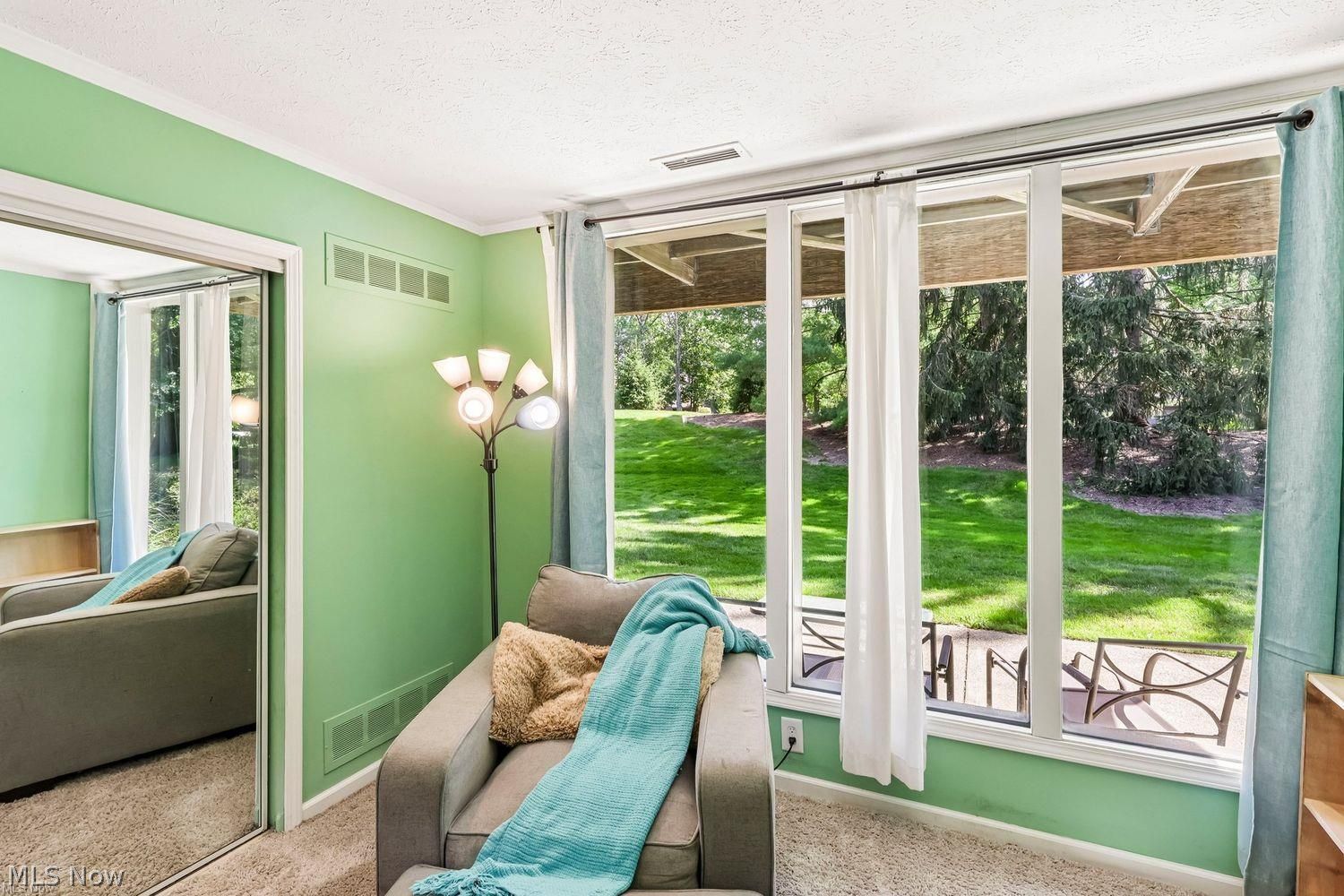 975 Canyon View Sagamore Hills OH 44067-1055