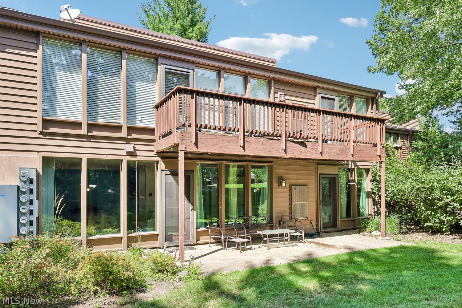 975 Canyon View Sagamore Hills OH 44067-1055