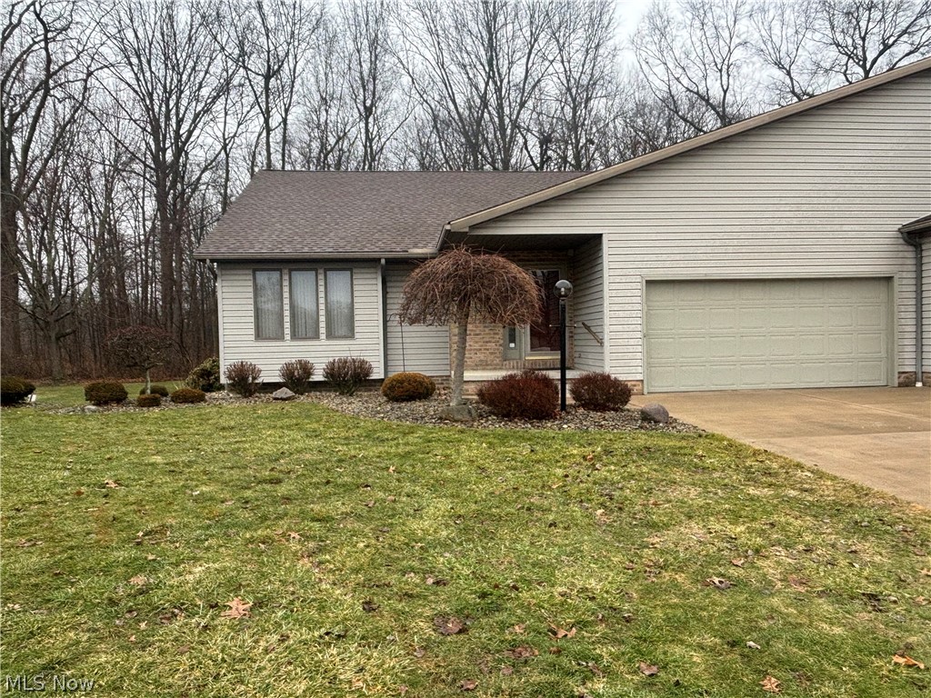4175 Fawn Trail NE Warren OH 44483