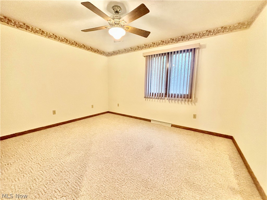 4175 Fawn Trail NE Warren OH 44483