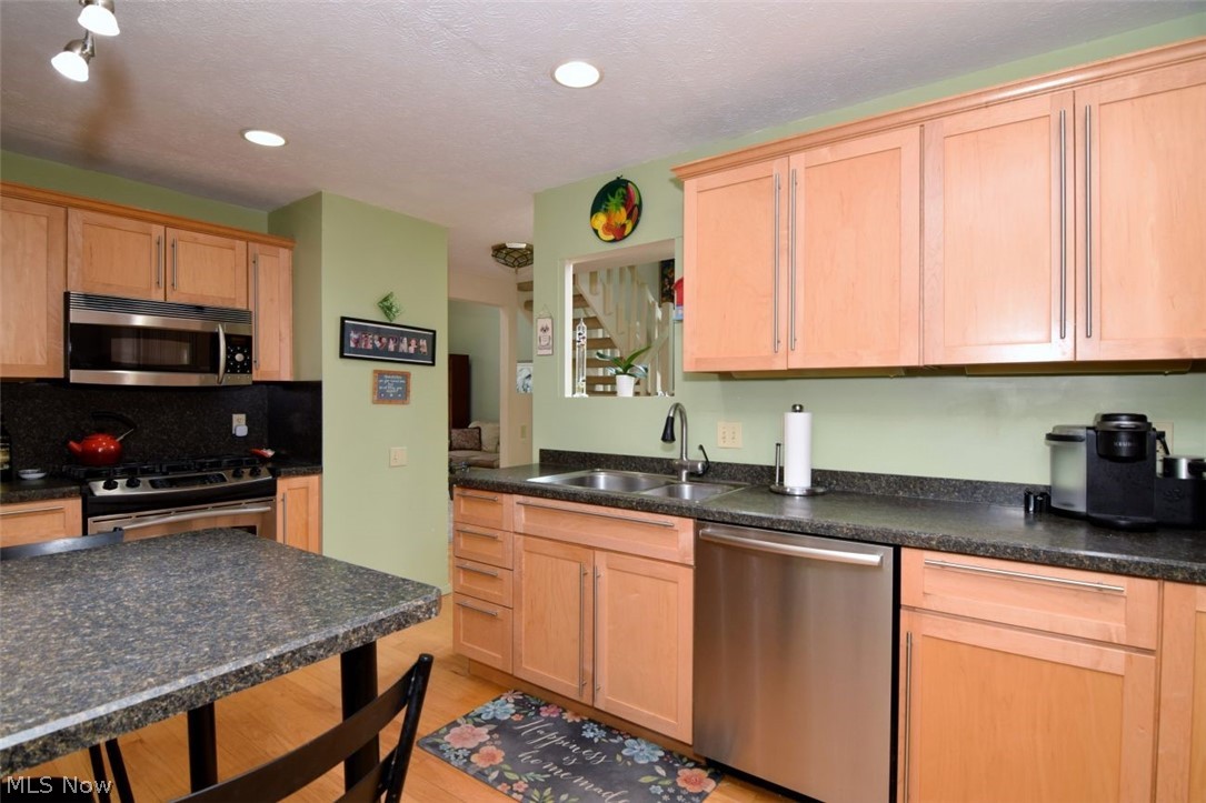 10 Windrush Beachwood OH 44122