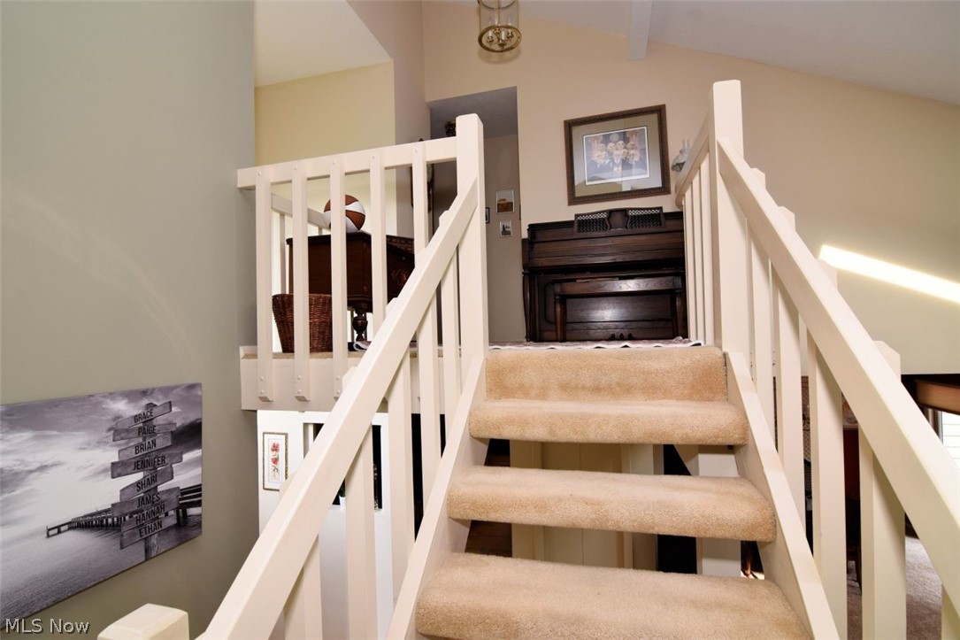 10 Windrush Beachwood OH 44122