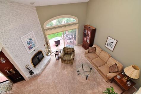 10 Windrush Beachwood OH 44122