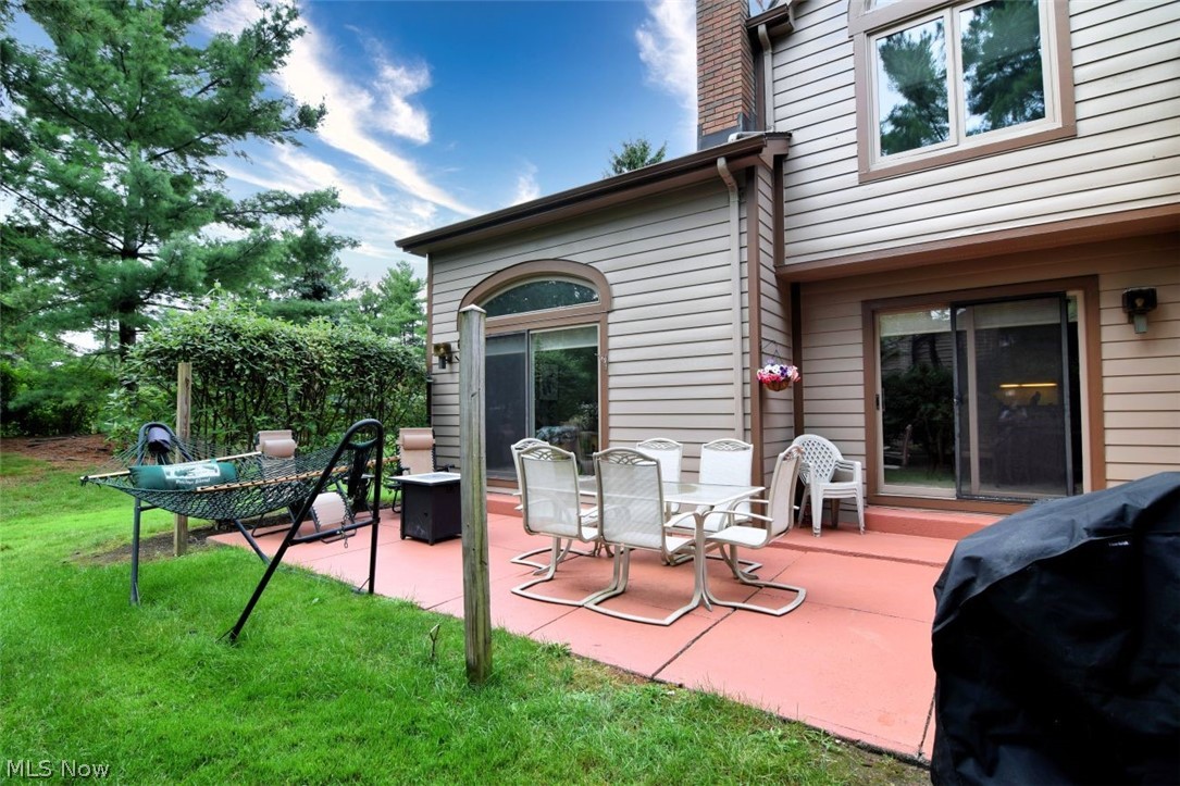 10 Windrush Beachwood OH 44122