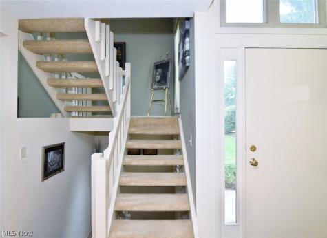 10 Windrush Beachwood OH 44122