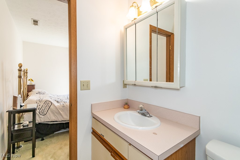 9780 Willow Lane Concord OH 44060