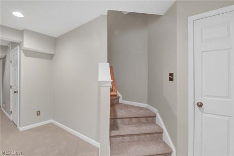 106 Clay Court Berea OH 44017