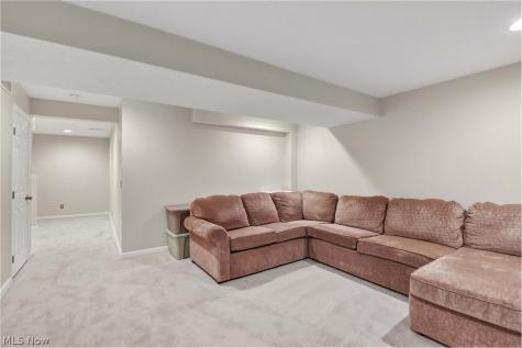 106 Clay Court Berea OH 44017