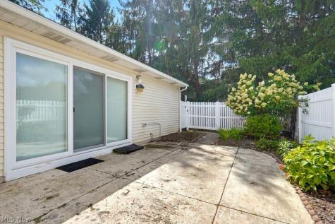 938 Sturbridge Drive Akron OH 44313