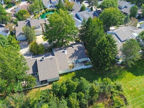 938 Sturbridge Drive Akron OH 44313