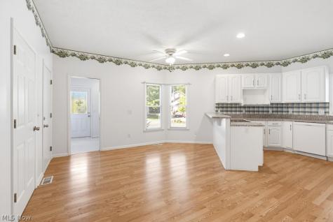 2331 Call Road Stow OH 44224