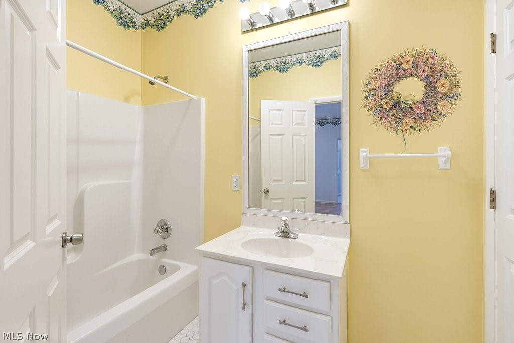 2331 Call Road Stow OH 44224