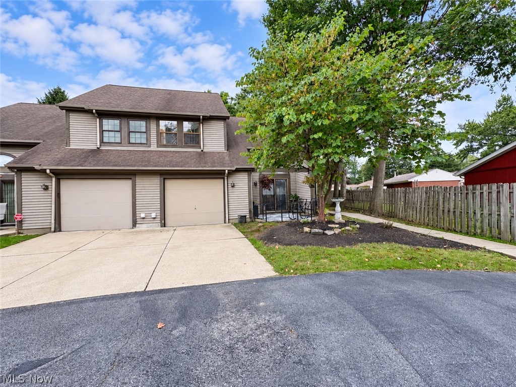 3831 NE Northwoods Court NE Warren OH 44483