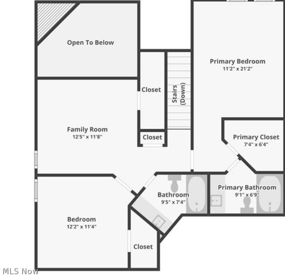 3831 NE Northwoods Court NE Warren OH 44483