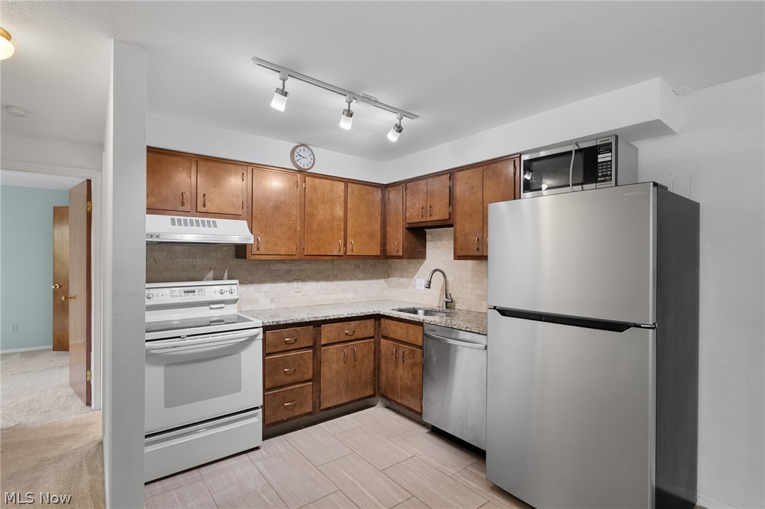 3400 Wooster Road Rocky River OH 44116