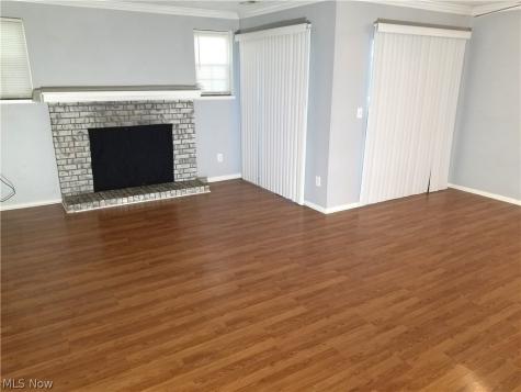 1217 W River Road N Elyria OH 44035