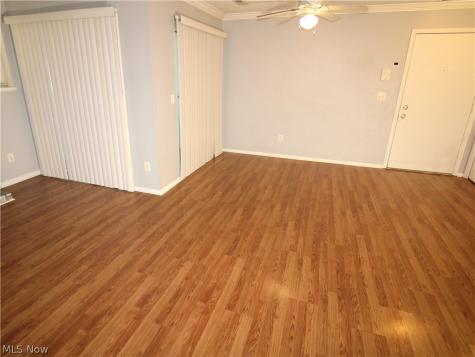 1217 W River Road N Elyria OH 44035