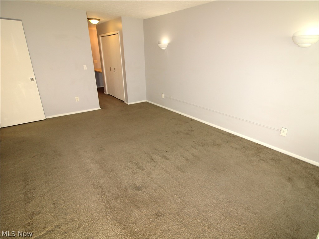 1217 W River Road N Elyria OH 44035