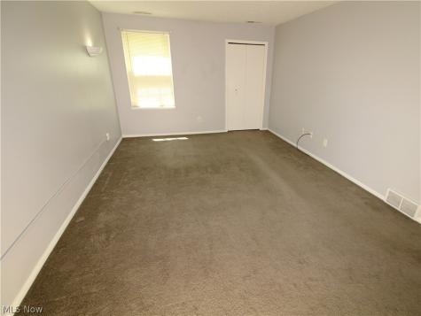 1217 W River Road N Elyria OH 44035