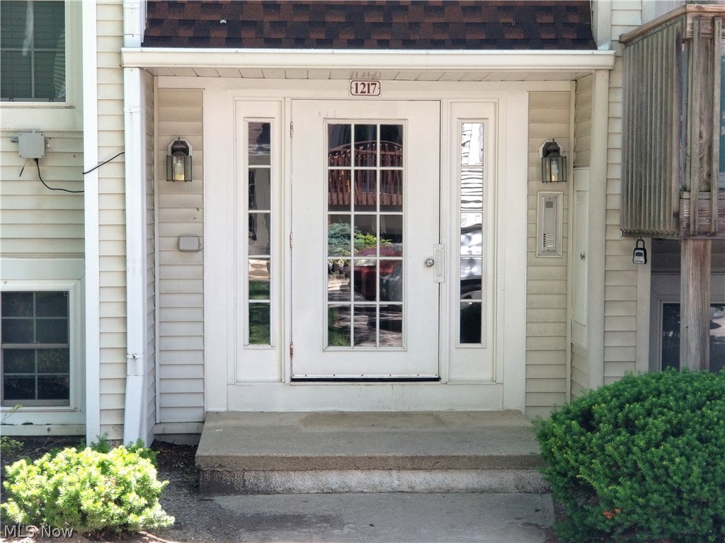 1217 W River Road N Elyria OH 44035