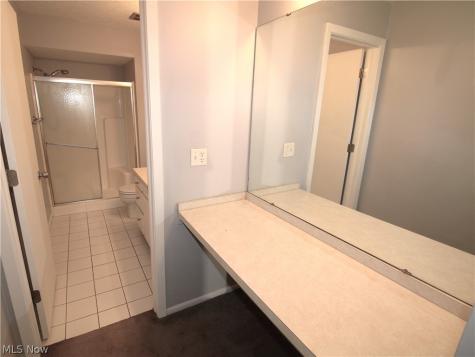 1217 W River Road N Elyria OH 44035