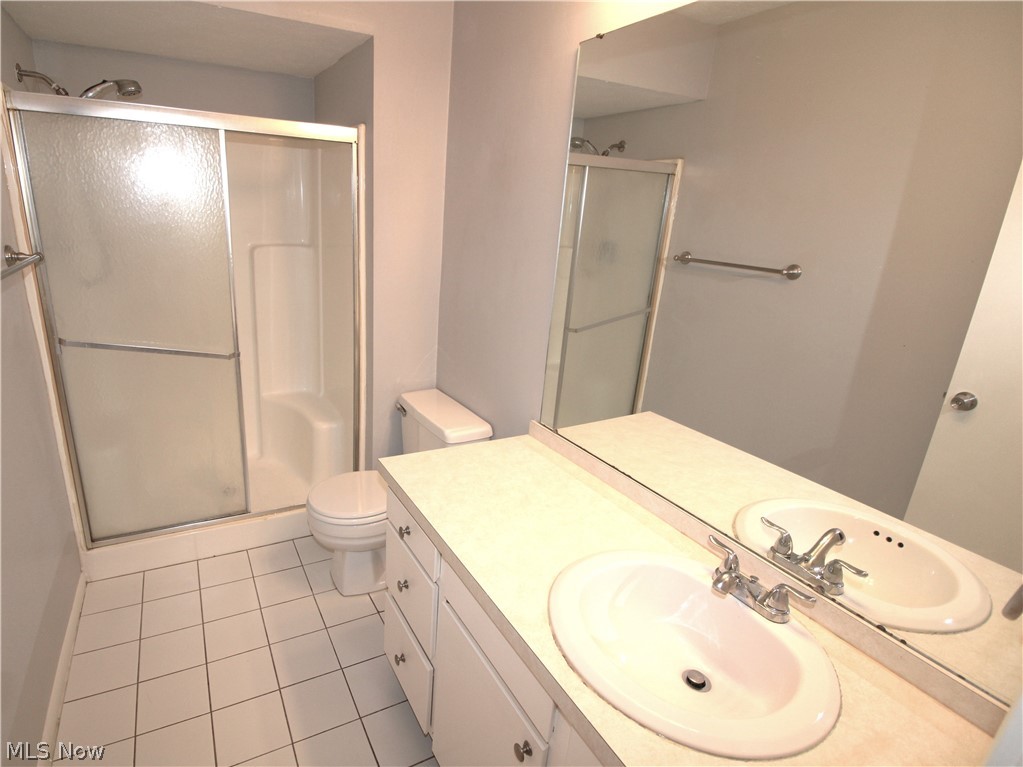 1217 W River Road N Elyria OH 44035