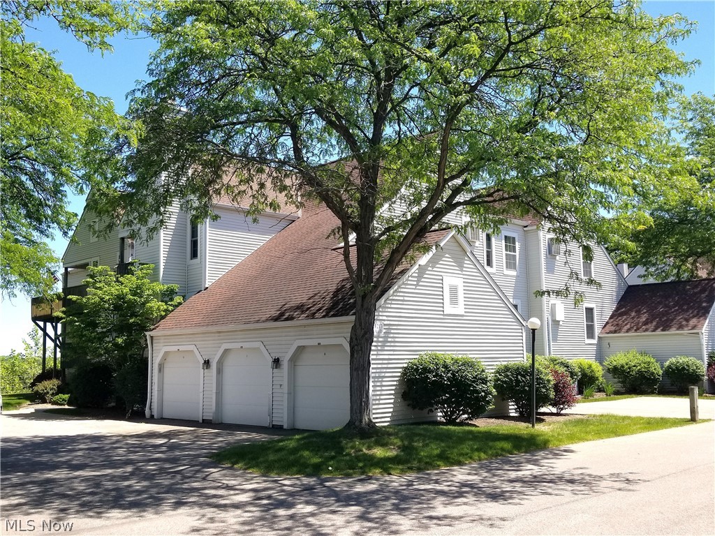 1217 W River Road N Elyria OH 44035