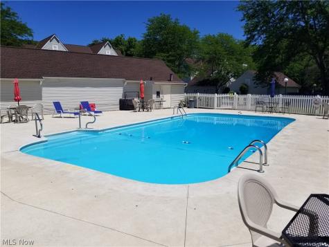1217 W River Road N Elyria OH 44035