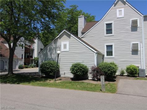 1217 W River Road N Elyria OH 44035
