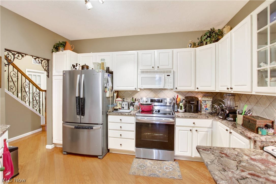 33253 Fairport Drive Avon Lake OH 44012