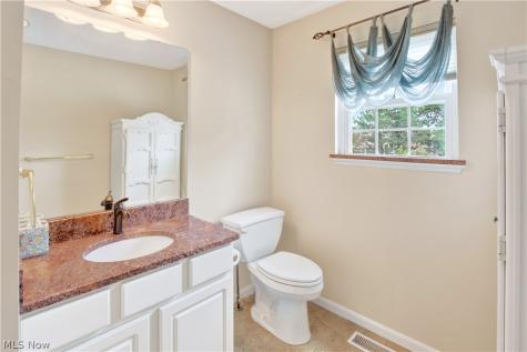33253 Fairport Drive Avon Lake OH 44012