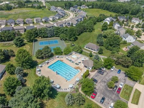 33253 Fairport Drive Avon Lake OH 44012