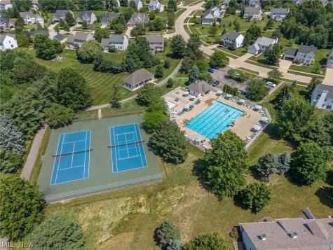 33253 Fairport Drive Avon Lake OH 44012