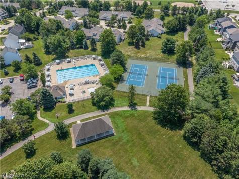 33253 Fairport Drive Avon Lake OH 44012