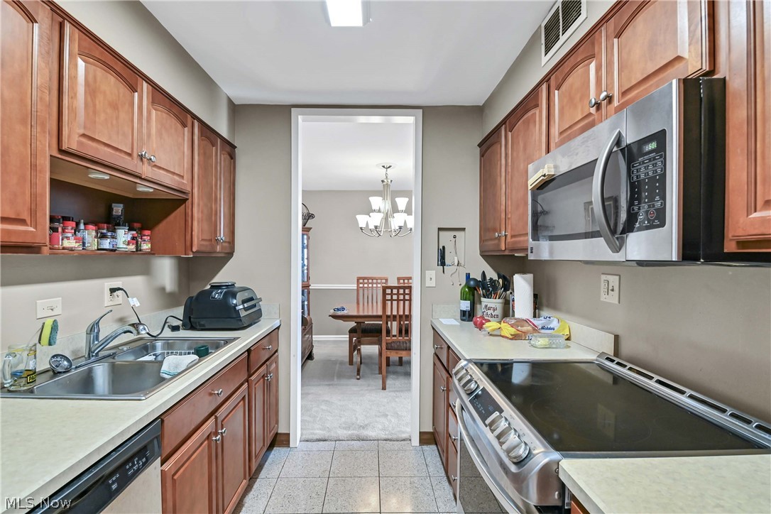 12700 Lake Avenue Lakewood OH 44107
