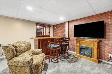 10412 Scotney Avenue North Canton OH 44720