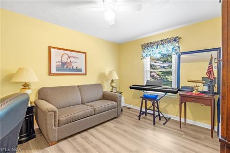 10412 Scotney Avenue North Canton OH 44720