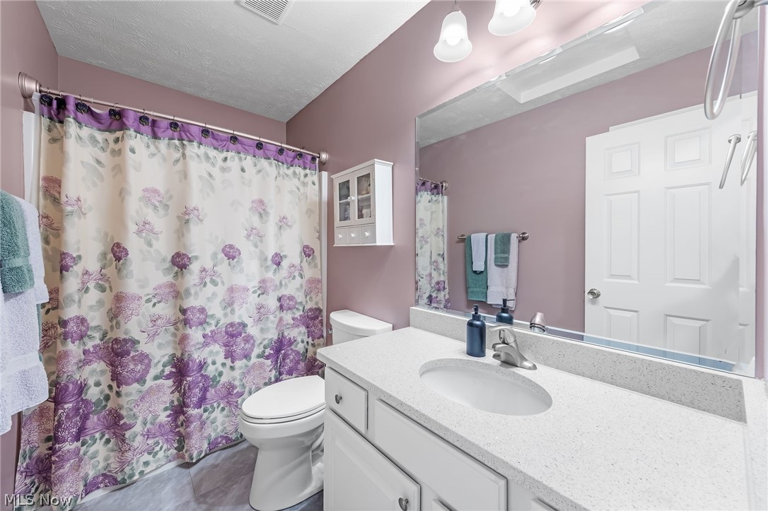 10412 Scotney Avenue North Canton OH 44720