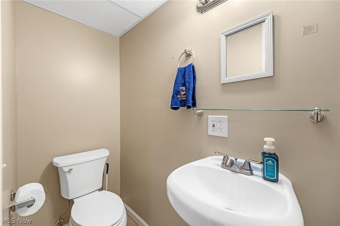 10412 Scotney Avenue North Canton OH 44720