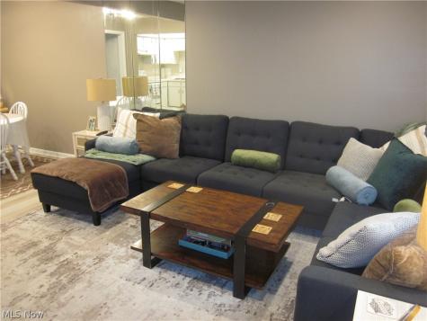 19704 Lorain Road Fairview Park OH 44126