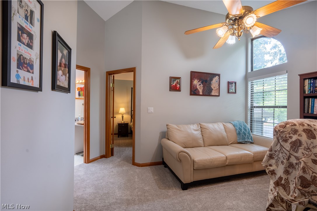 1233 Red Tail Hawk Drive Boardman OH 44512