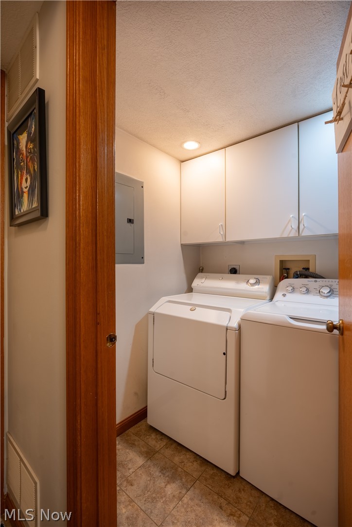 1233 Red Tail Hawk Drive Boardman OH 44512