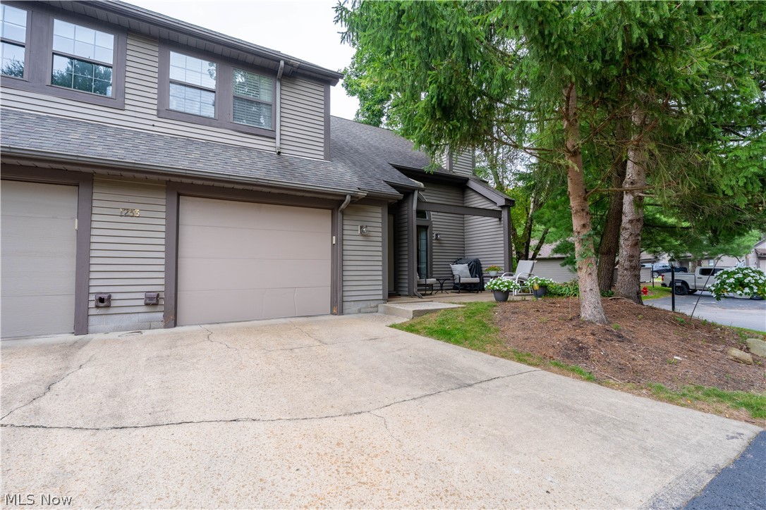 1233 Red Tail Hawk Drive Boardman OH 44512