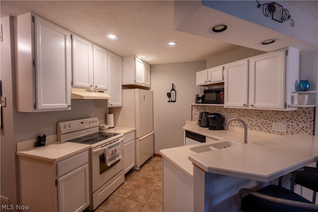 1233 Red Tail Hawk Drive Boardman OH 44512