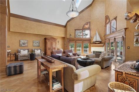 3644 Sparrow Pond Circle Akron OH 44333