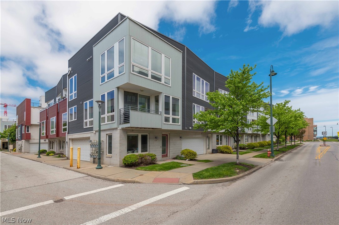 1266 W 73rd Street Cleveland OH 44102