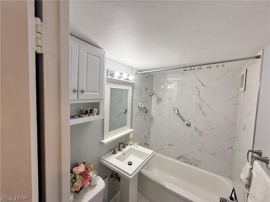 19101 Van Aken Boulevard Shaker Heights OH 44122