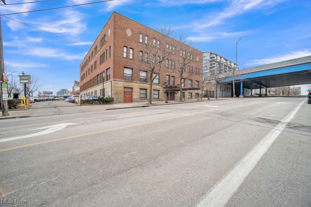 1133 W 9th Street Cleveland OH 44113