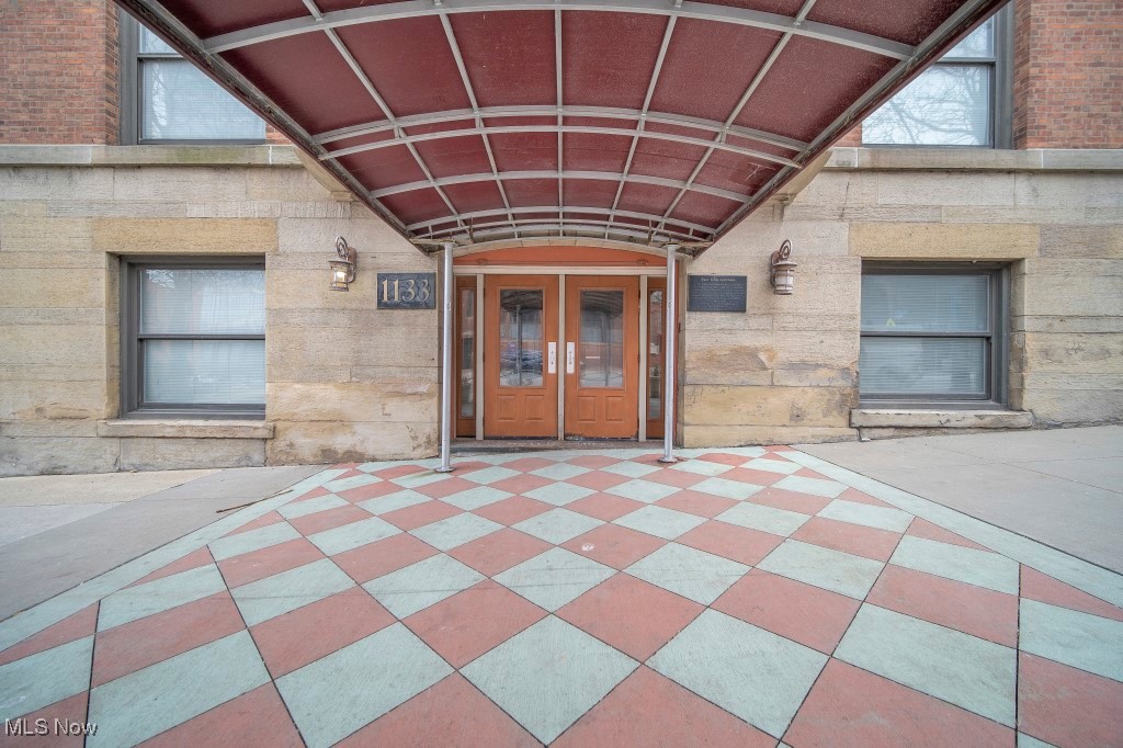 1133 W 9th Street Cleveland OH 44113